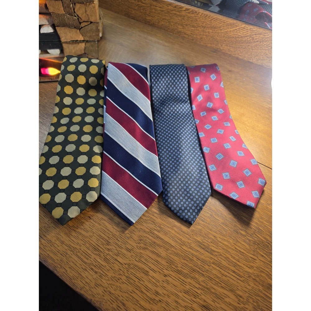 Lot of 4 Mens Vintage Silk Ties Geometric Stripe Classic Business Neckties